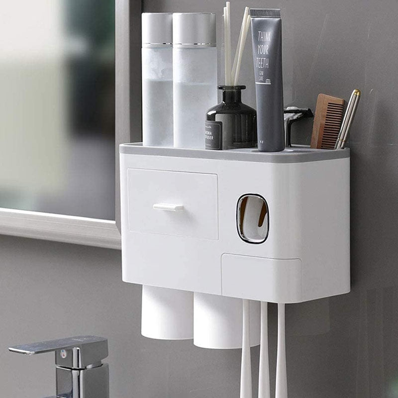 Automatic toothbrush holder